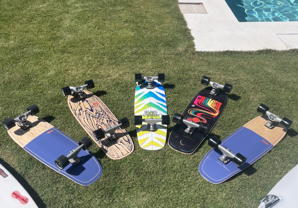 IMG_0884 (1) Tablas listas para entrenamiento en tierra en clases de surfskate.
